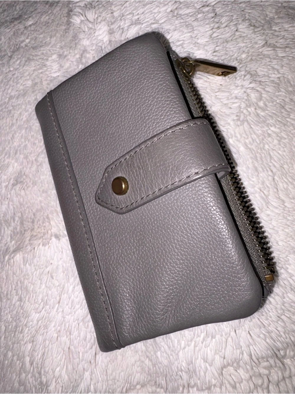 Fossil Gray Leather Zip Wallet